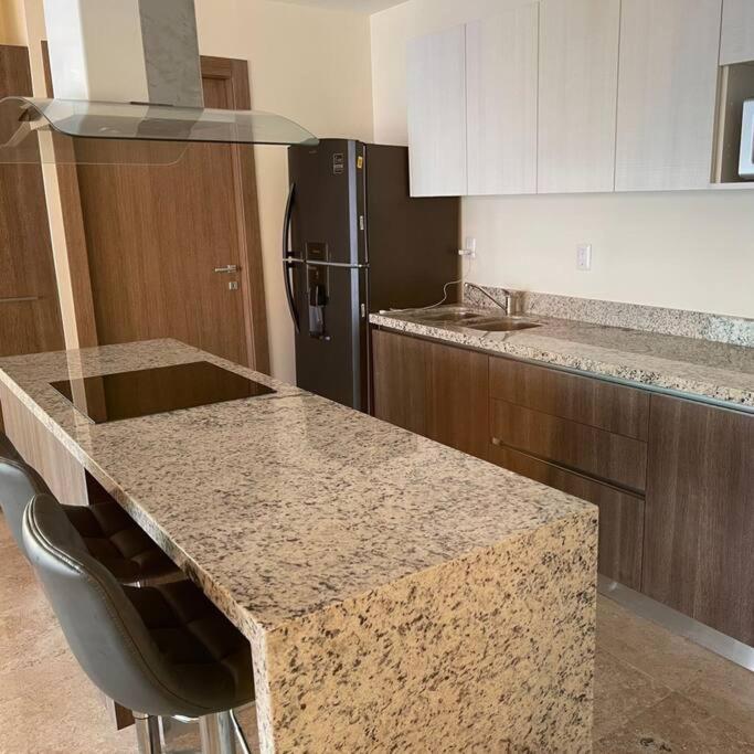 Paseo Lomas, Muy Centrico Y Equipado A 5 Min Playa Apartment Mazatlan Ngoại thất bức ảnh